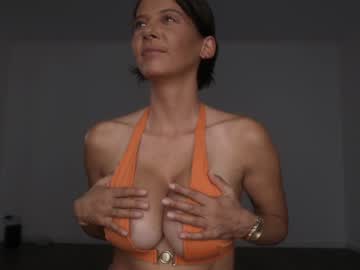 latina cam girl visualedge image #894430
