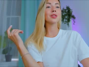 latina cam girl emmi_rosee image #1658556