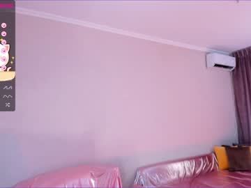 latina cam girl u_needed_me_ image #2071947