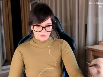latina cam girl aavee image #1051420