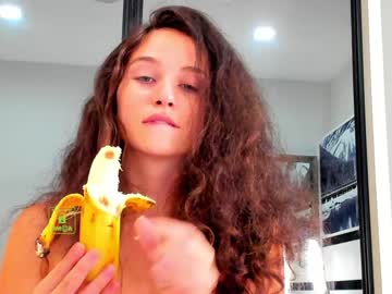 latina cam girl demurelixir image #3181354
