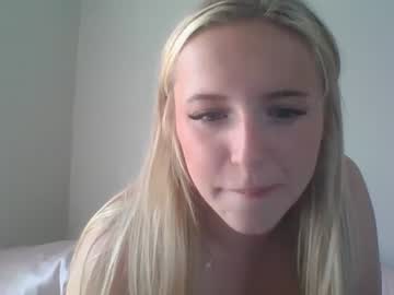 latina cam girl dumb_blonde69 image #3189505