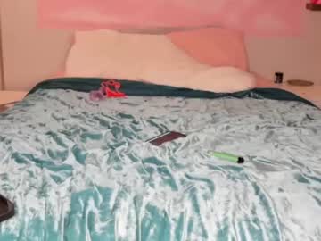latina cam girl ravendevine image #1188042
