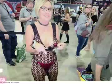 latina cam girl champagnefun image #2799325