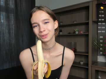 latina cam girl happiness_call image #3351617