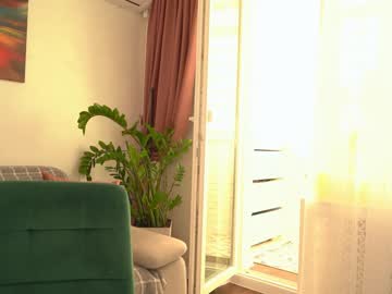 latina cam girl sweety_rinushka_ image #4585417