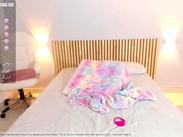 latina cam girl little_effy18 image #2623635