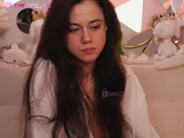 latina cam girl taanni_bc image #4537263