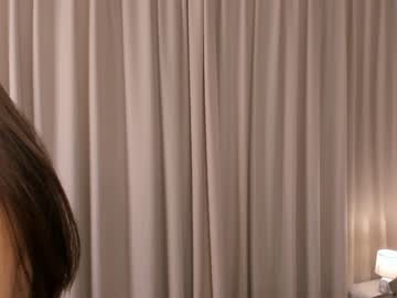latina cam girl peek_in_my_window image #4343187