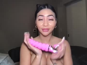 kiraaaxo latina cam