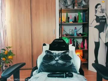 latina cam girl la_monna image #3244857