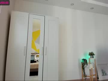 latina cam girl roxy_blue_eyed_ image #3031451