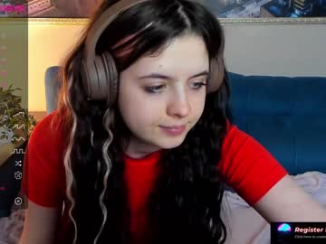 latina cam girl nessa_more image #2281199