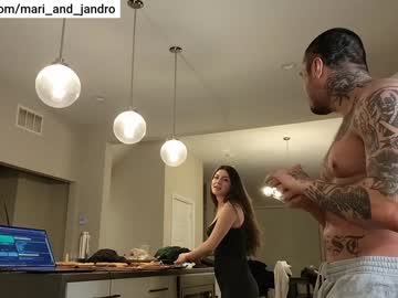 latina cam girl mari_and_jandro image #498888