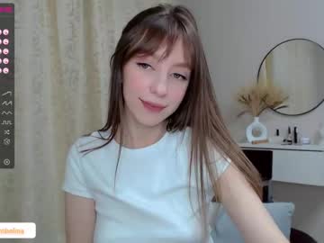 shy_thumbelina latina cam