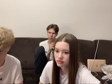 horny_cup latina cam