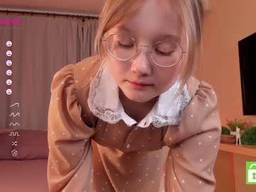 latina cam girl bettybarnett image #3180035