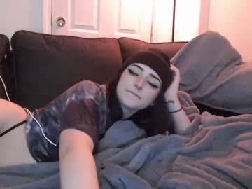 latina cam girl liltwinkie18 image #990284