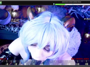 latina cam girl those_darn_frigs image #172598