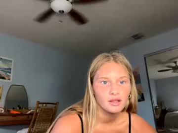 latina cam girl verycherryxx image #4637123