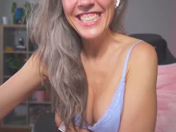 latina cam girl sunniedayz image #2176450