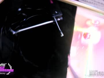 latina cam girl milf_lacey image #2289474