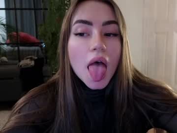 latina cam girl strawberryjamx image #3927340