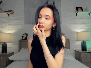 latina cam girl riskyproject image #4232944