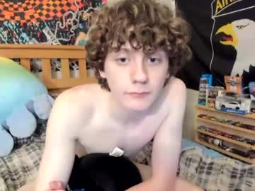jakeyyboy2004 latina cam