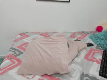 latina cam girl abigail_w image #820220