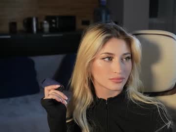 latina cam girl artgenesis image #4639060