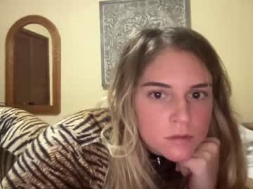 latina cam couple snowbunnyass image #2306363