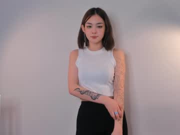 latina cam girl elwinefaro image #4083003