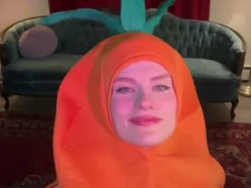 latina cam girl bigredcarrott image #3200901