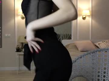 latina cam girl _guesswhat_ image #609971