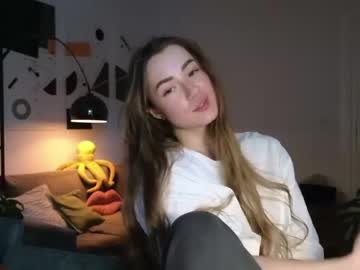 latina cam girl strawberryjamx image #3452588