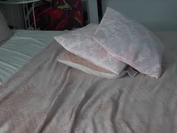 latina cam girl erikabee image #2441158