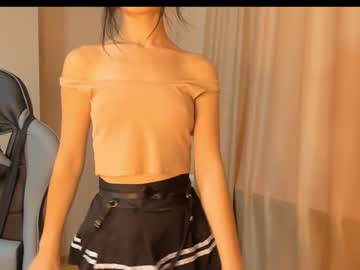latina cam girl akino_17 image #28093