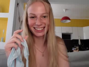 latina cam girl magic_couple13 image #2983813