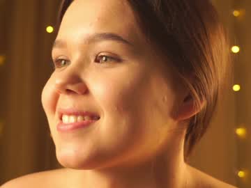 latina cam girl helenmoors image #2861870