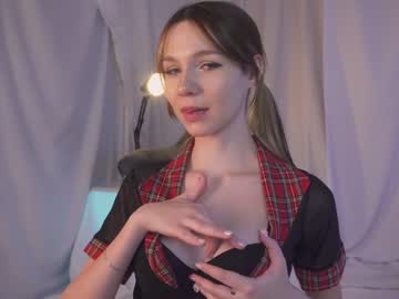 latina cam girl kateuwugirl image #3747577