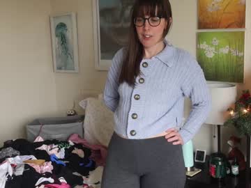 latina cam girl ellynaomi image #3873778