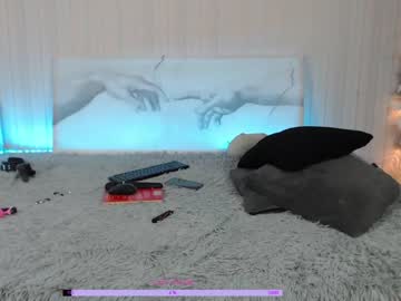 latina cam girl lili_and_niki image #888558