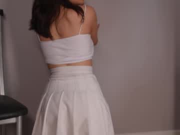 latina cam girl younayuna image #4726541