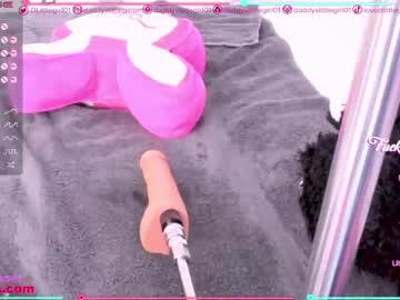 latina cam girl daddyslittlegirl01 image #851145