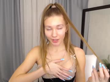 latina cam girl teonasafina__ image #2338435