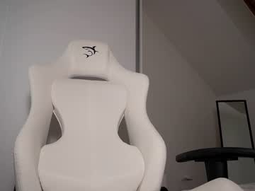 latina cam girl aria_diaz image #4170461