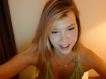 latina cam girl bitter_moon image #2667535