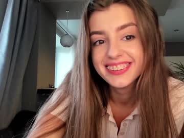 latina cam girl coy_amina_ image #1947952