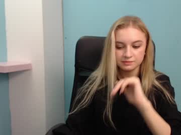 latina cam girl _petite_sweet image #125576